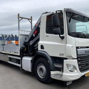 foto 4x2 Platform DAF+ Kraan Hiab 20t