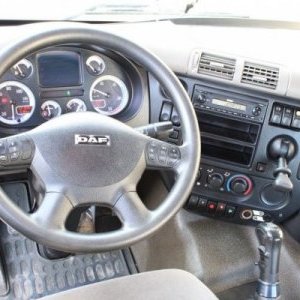 foto 32t/8x4 DAF Abrollkipper